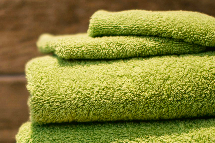 green bath towels