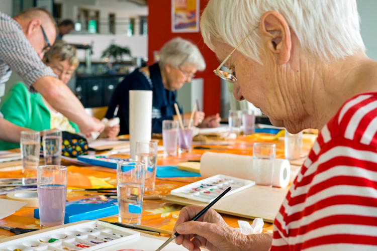 woman in painting group woman in painting group
