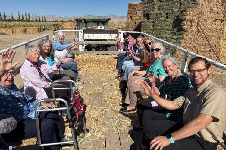 cappella of grand junction enjoying a fall hay ride